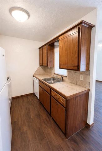 1901 E Lindsey 8A, Norman, OK 73071