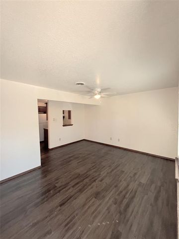 1901 E Lindsey 8A, Norman, OK 73071