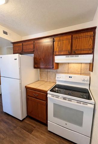 1901 E Lindsey 8A, Norman, OK 73071