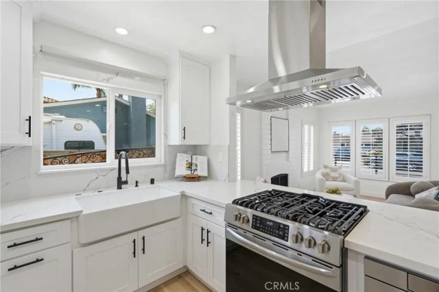 4532 Graywood Avenue, Long Beach, CA 90808
