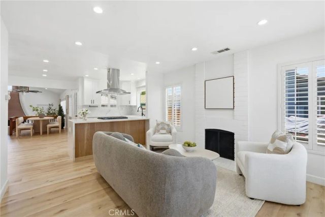 4532 Graywood Avenue, Long Beach, CA 90808