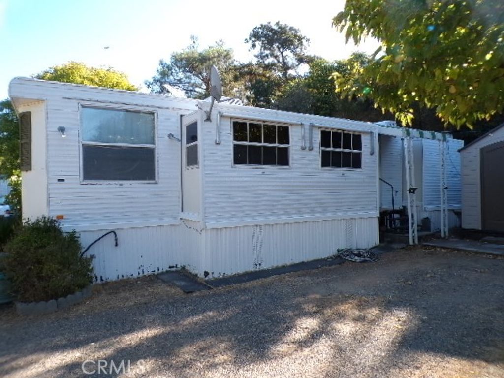 Image 14 of property listing at 12840 Island Drive 7, Clearlake Oaks, CA 95423