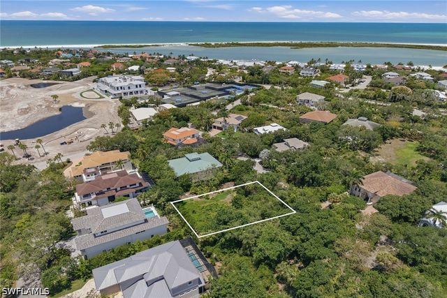 375 Gumbo Limbo LN, Marco Island, FL 34145
