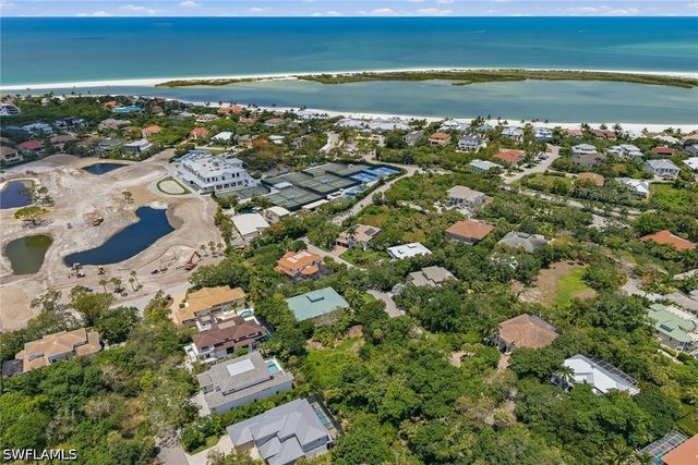 375 Gumbo Limbo LN, Marco Island, FL 34145