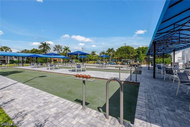375 Gumbo Limbo LN, Marco Island, FL 34145