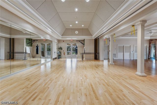 375 Gumbo Limbo LN, Marco Island, FL 34145