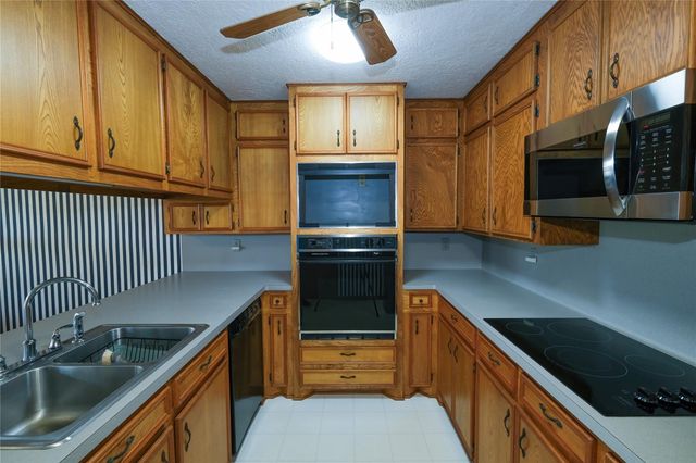 5463 County Road 961, Brazoria, TX 77422