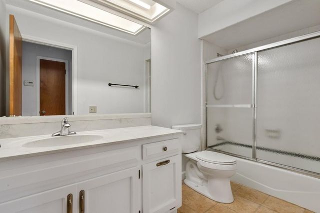 1000 Muirfield Drive, Marietta, GA 30068