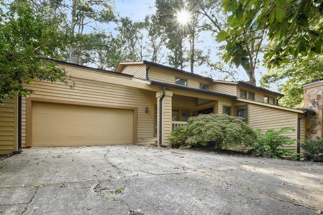 1000 Muirfield Drive, Marietta, GA 30068