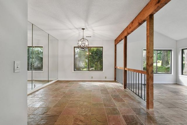 1000 Muirfield Drive, Marietta, GA 30068