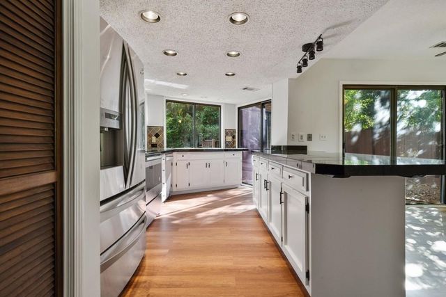 1000 Muirfield Drive, Marietta, GA 30068