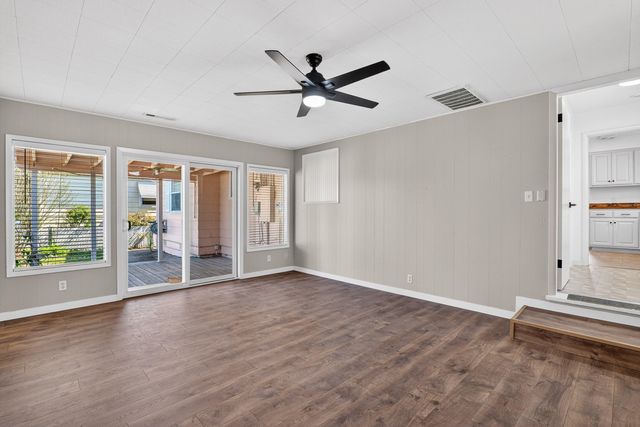 856 W 14th Street, Medford, OR 97501