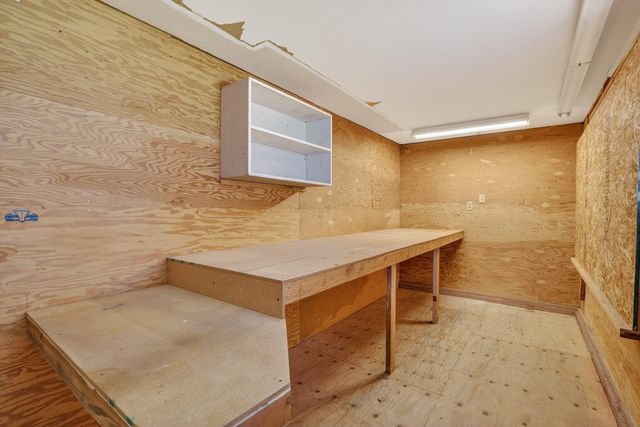 856 W 14th Street, Medford, OR 97501