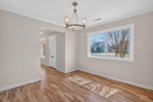 856 W 14th Street, Medford, OR 97501