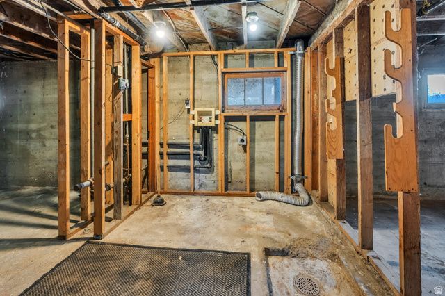 390 N 300 E, Lehi, UT 84043