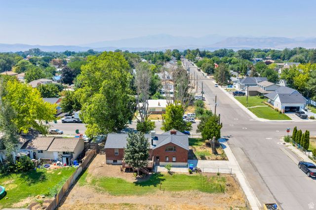 390 N 300 E, Lehi, UT 84043