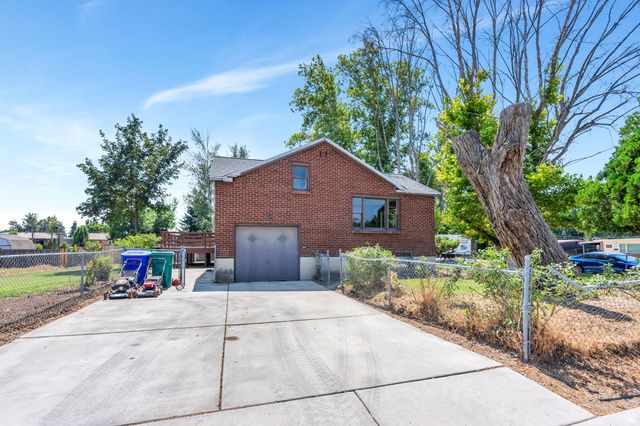 390 N 300 E, Lehi, UT 84043