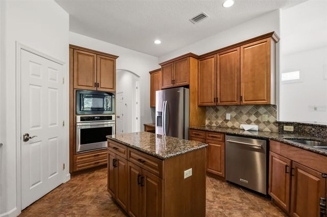 2724 NORTHAMPTON AVENUE, Orlando, FL 32828