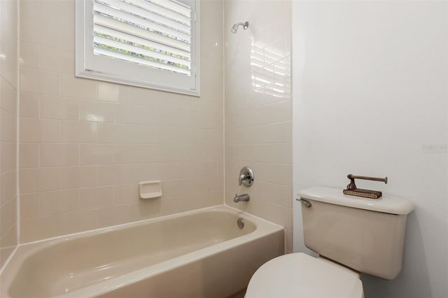 2724 NORTHAMPTON AVENUE, Orlando, FL 32828