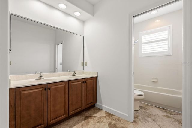2724 NORTHAMPTON AVENUE, Orlando, FL 32828