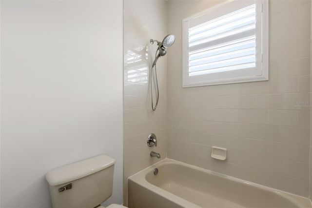 2724 NORTHAMPTON AVENUE, Orlando, FL 32828