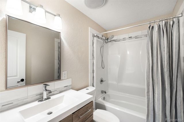 7186 W 79th Drive, Arvada, CO 80003