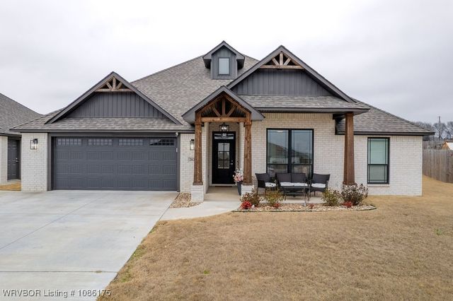 2823 Marissa Court, Van Buren, AR 72956