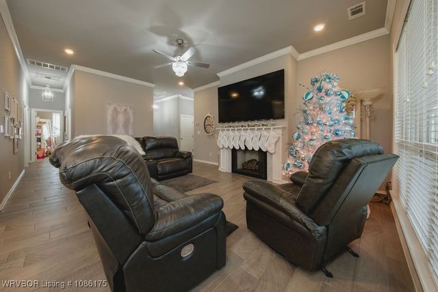 2823 Marissa Court, Van Buren, AR 72956