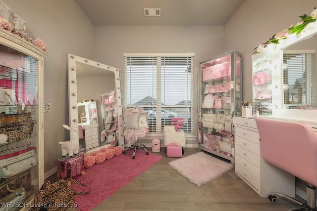 2823 Marissa Court, Van Buren, AR 72956