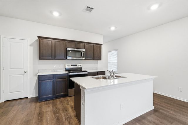 3233 Perman Drive, Mesquite, TX 75126