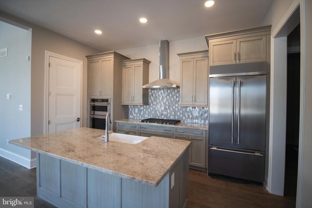 1305 COULEE WAY, Wilmington, DE 19803