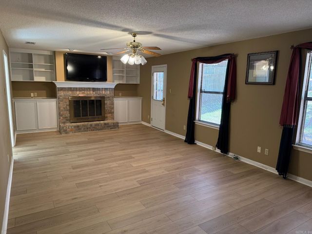 310 Nix Road, Little Rock, AR 72211