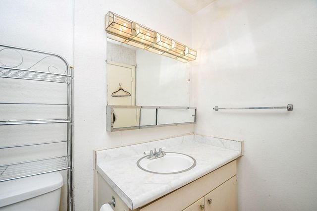 7136 Crownwest Street 7136, Houston, TX 77072