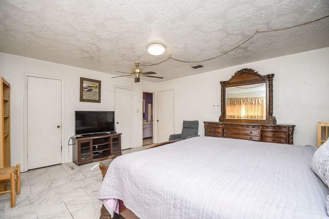 7136 Crownwest Street 7136, Houston, TX 77072