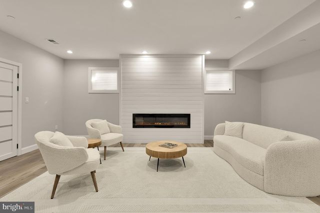 14051 ESWORTHY RD, Darnestown, MD 20874