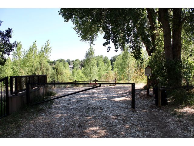 1637 Westbridge Dr J4, Fort Collins, CO 80526