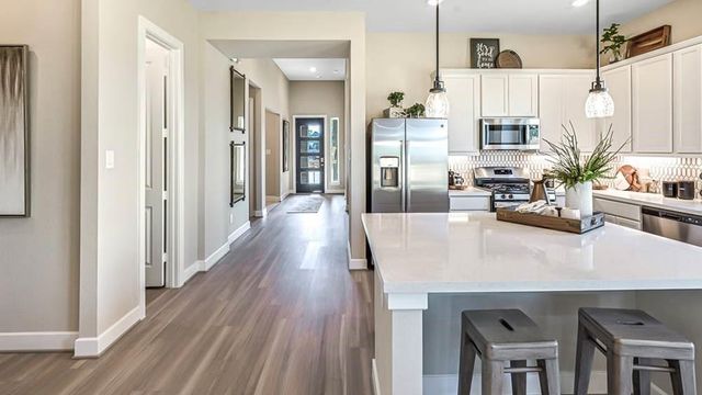 9718 Yaletzi Gardens Street, Richmond, TX 77407