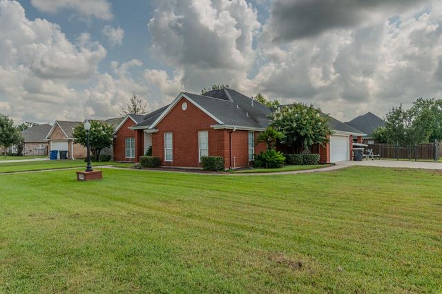 193 Donald Street, Bridge City, TX 77611