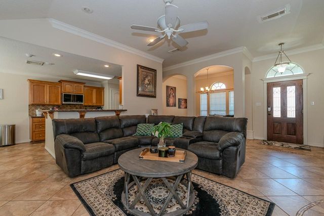 193 Donald Street, Bridge City, TX 77611