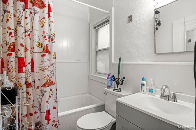 1205 Garfield Avenue, Lincoln Park, MI 48146