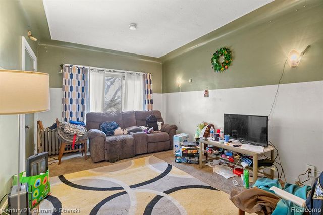 1205 Garfield Avenue, Lincoln Park, MI 48146