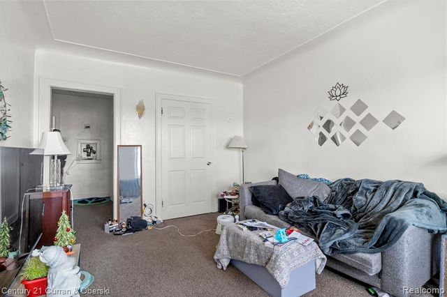 1205 Garfield Avenue, Lincoln Park, MI 48146