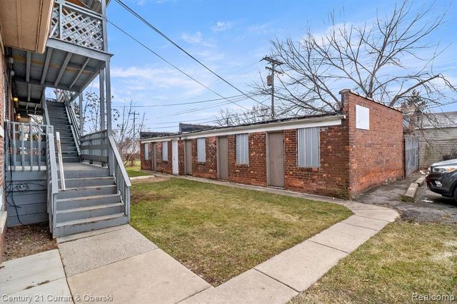 1205 Garfield Avenue, Lincoln Park, MI 48146
