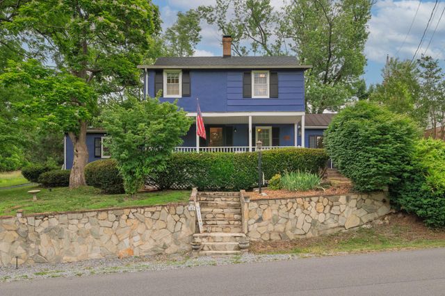 185 MORDINGTON AVE, Charles Town, WV 25414