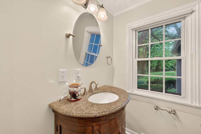 185 MORDINGTON AVE, Charles Town, WV 25414