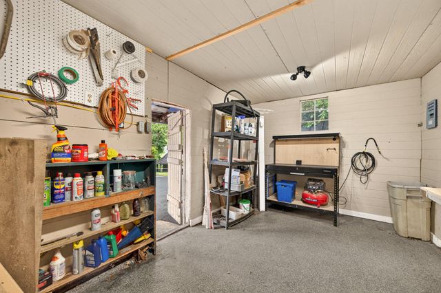 185 MORDINGTON AVE, Charles Town, WV 25414