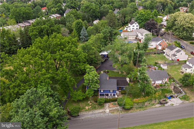 185 MORDINGTON AVE, Charles Town, WV 25414