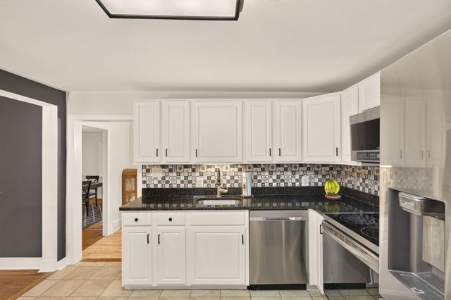 185 MORDINGTON AVE, Charles Town, WV 25414