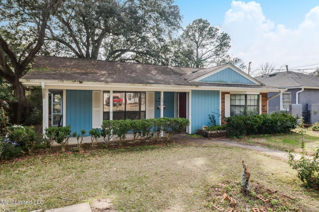 1213 27th Street, Gulfport, MS 39501