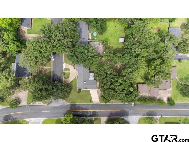 526 Ronnette Dr, Tyler, TX 75703